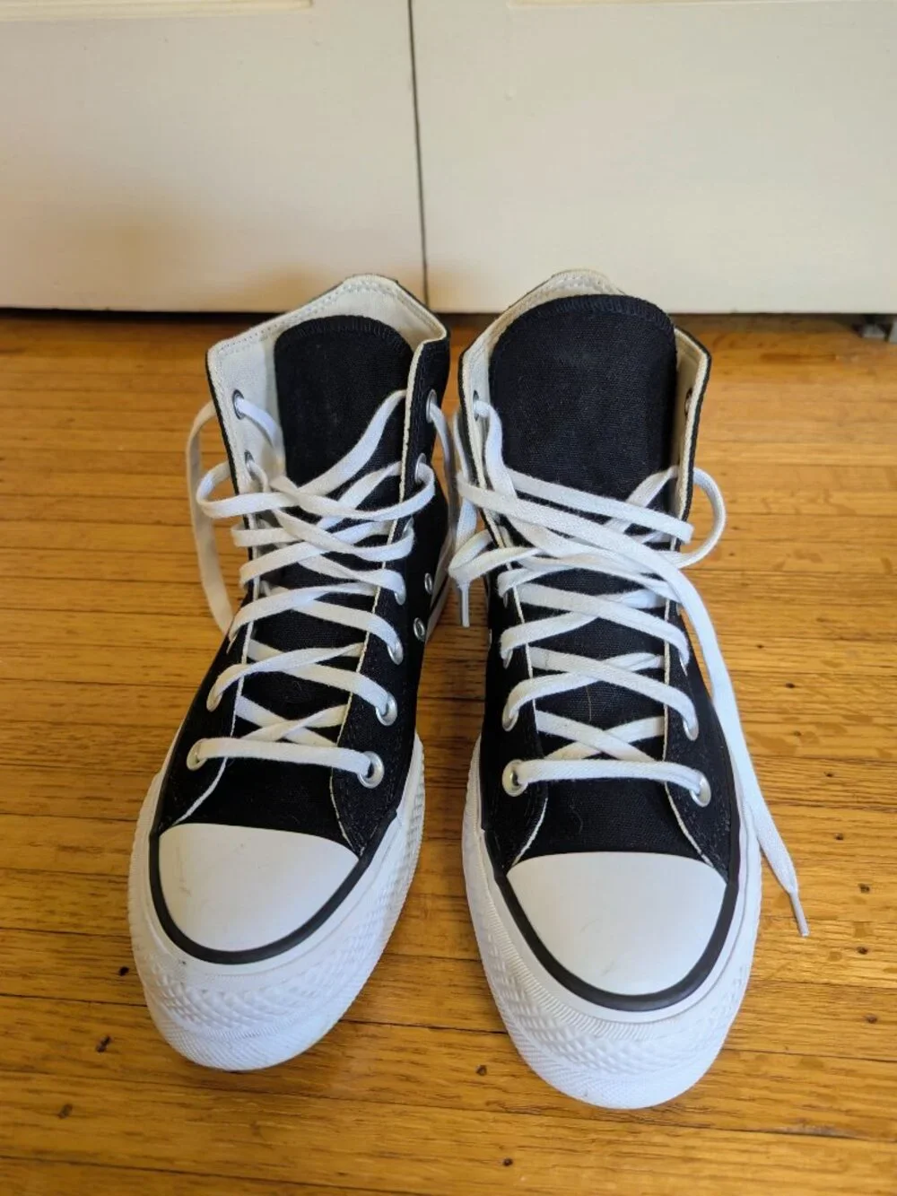 Converse Chuck Taylor All Star Platform High Tops Size 6.5